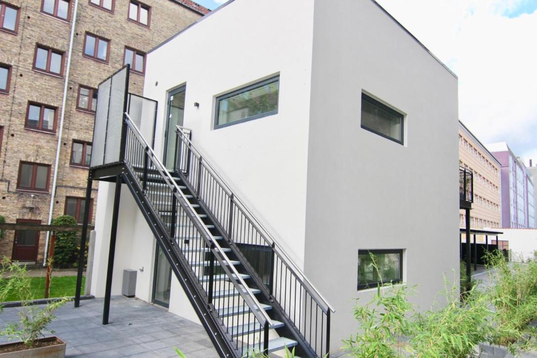 Townhouse W Private Terrace In Converted Warehouse Copenhagen